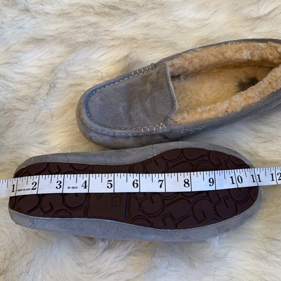 UGG 100% authentic Ansley light grey slipper size 9 - Picture 5 of 6